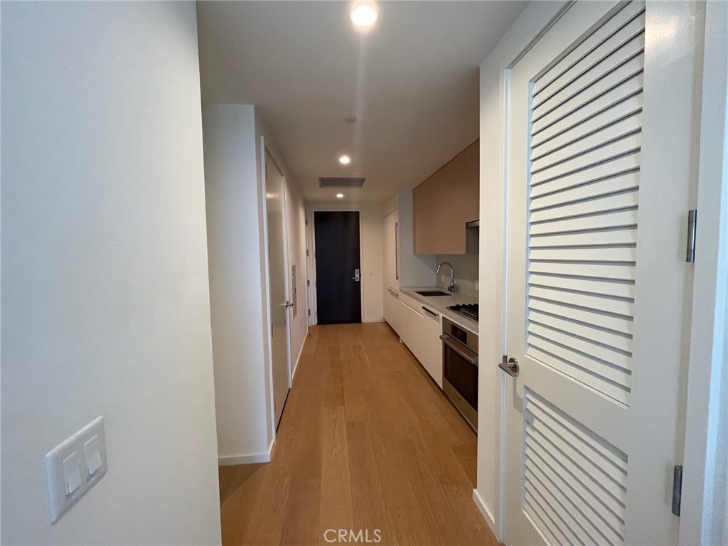 877 Francisco Street 1921 Property Photo 10