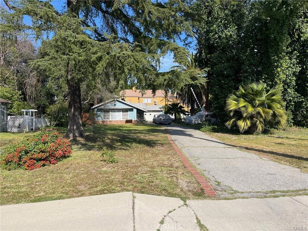 13021 Magnolia Property Photo 1