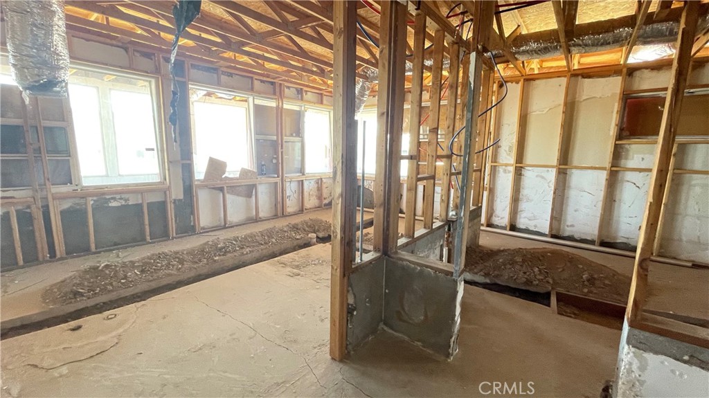 701 W Broadway Street Property Photo 19
