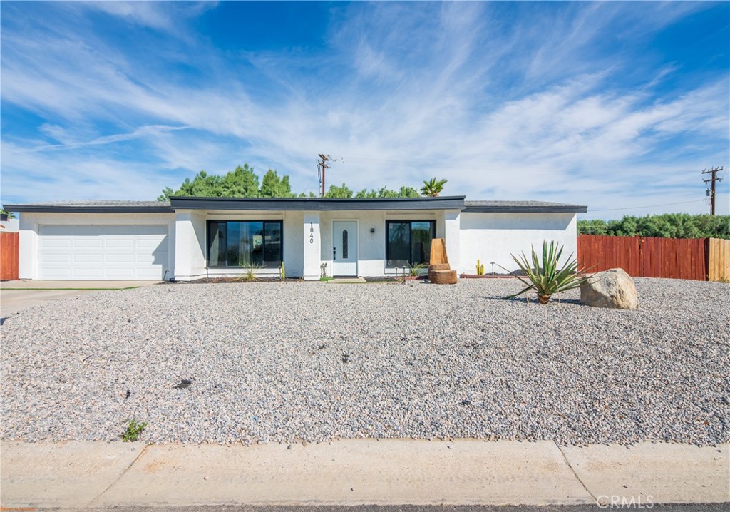 1840 E Joyce Property Photo 1
