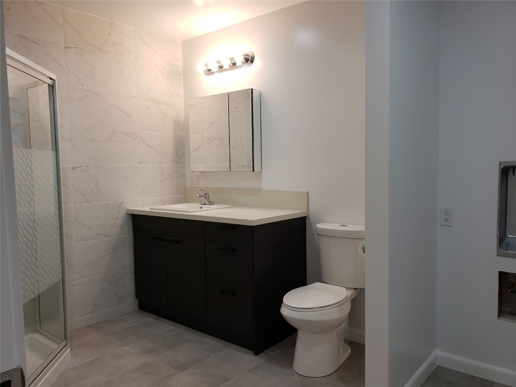 6550 Balboa Property Photo 33