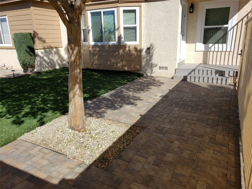 6550 Balboa Property Photo 43