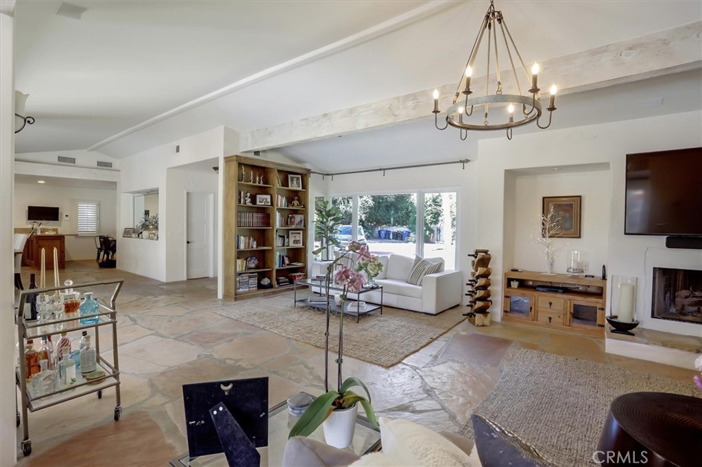 23130 Oxnard Street Property Photo 9