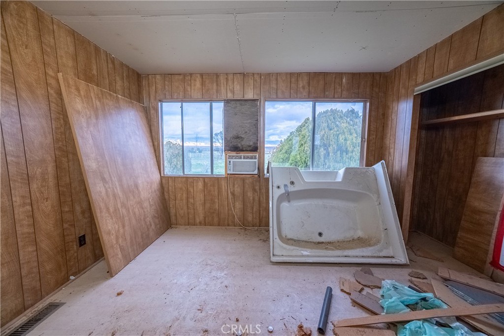 50216 255th W Property Photo 17