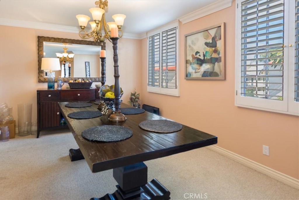 5339 Lindley Unit 207 Property Photo 5