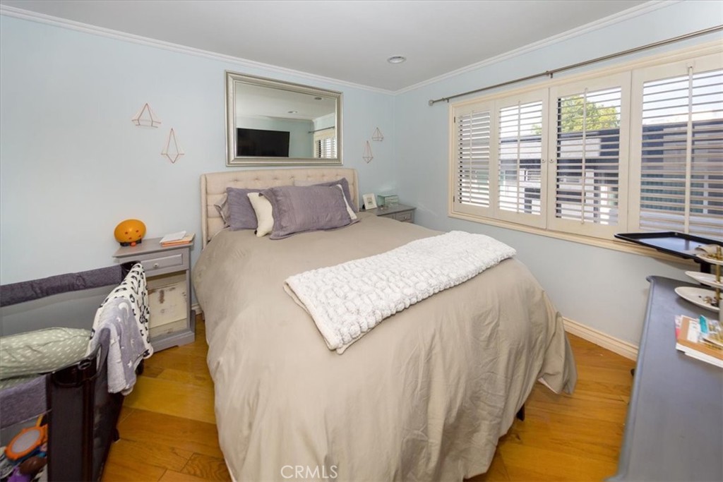 5339 Lindley Unit 207 Property Photo 10
