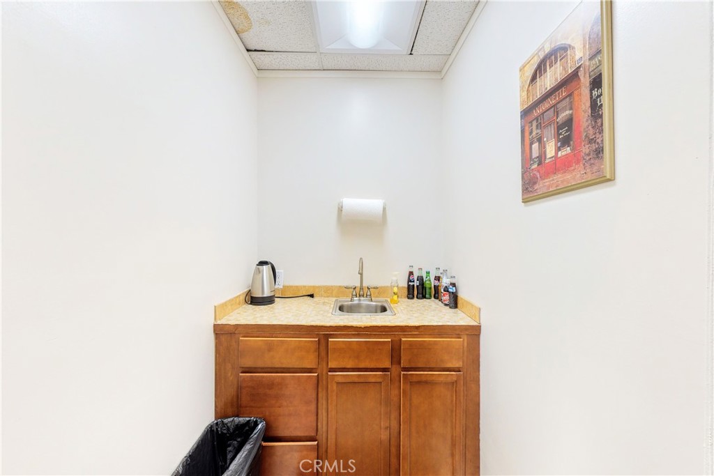 9051 Van Nuys Blvd 2 Property Photo 8