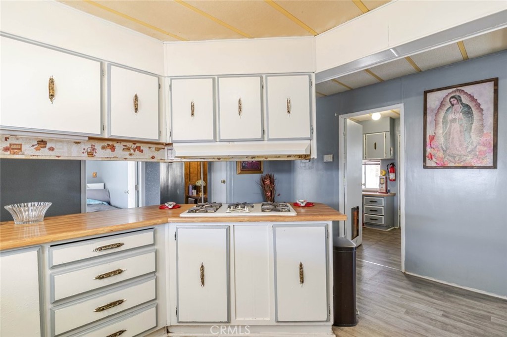 2330 E Avenue J8 121 Property Photo 7