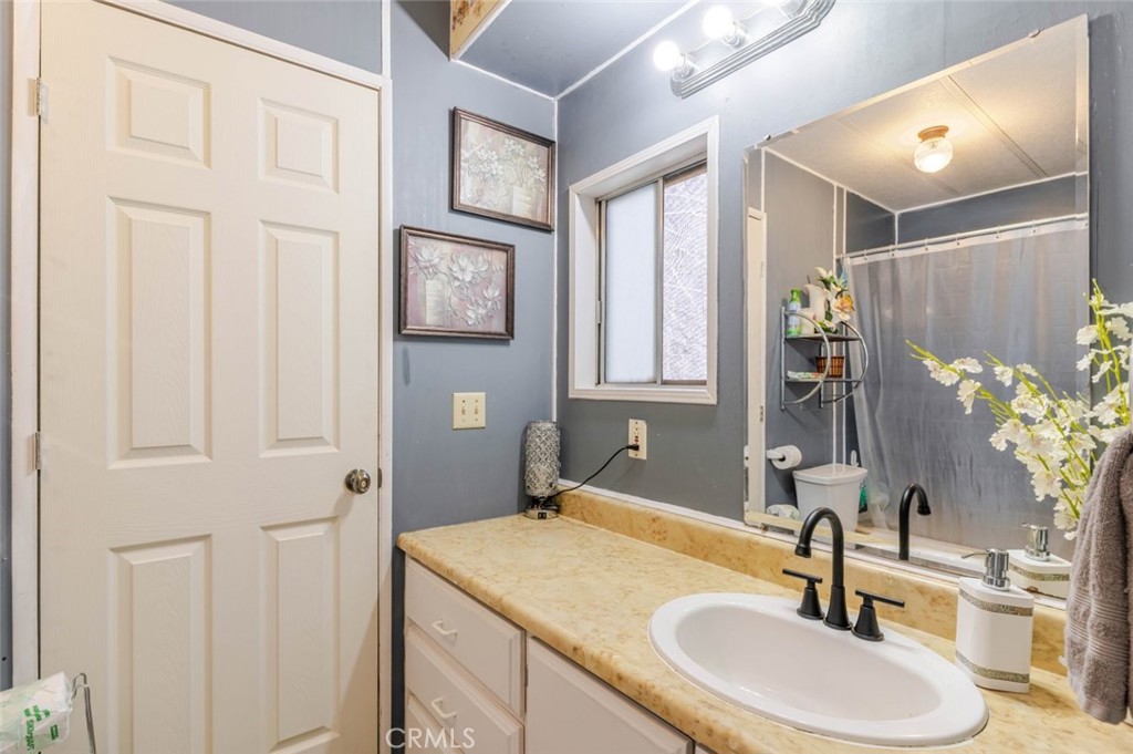2330 E Avenue J8 121 Property Photo 18