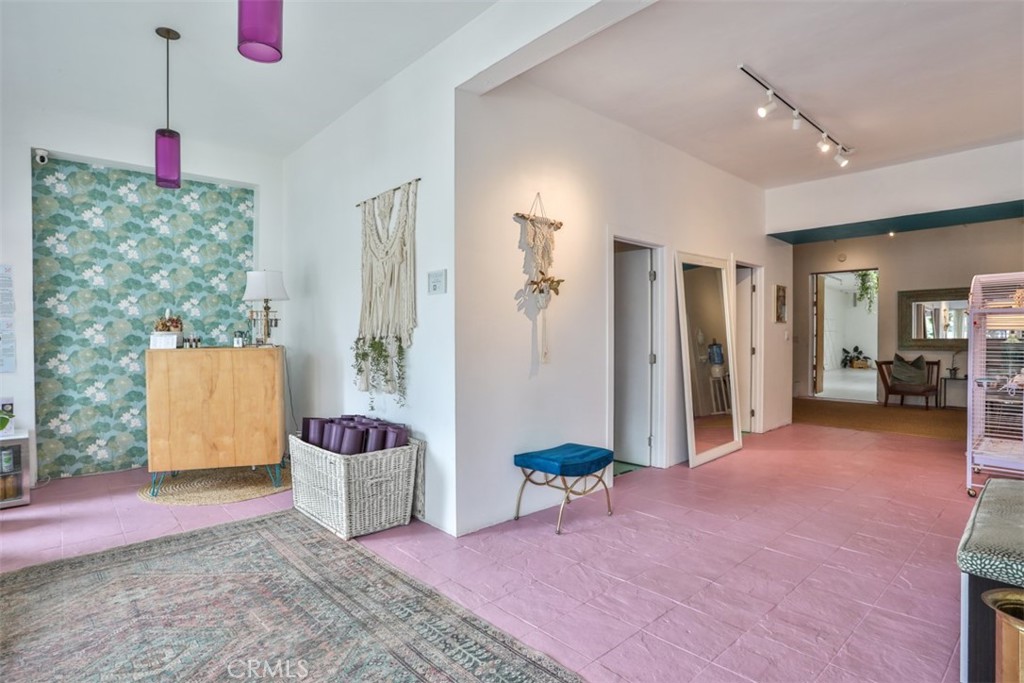12513 Venice Property Photo 5