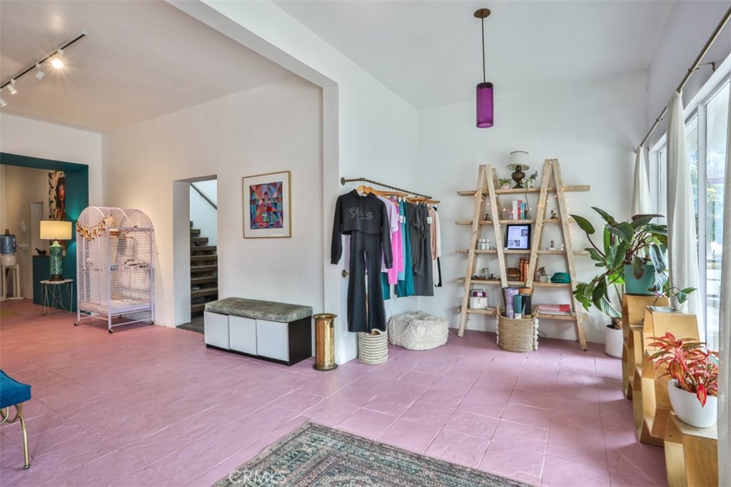 12513 Venice Property Photo 6