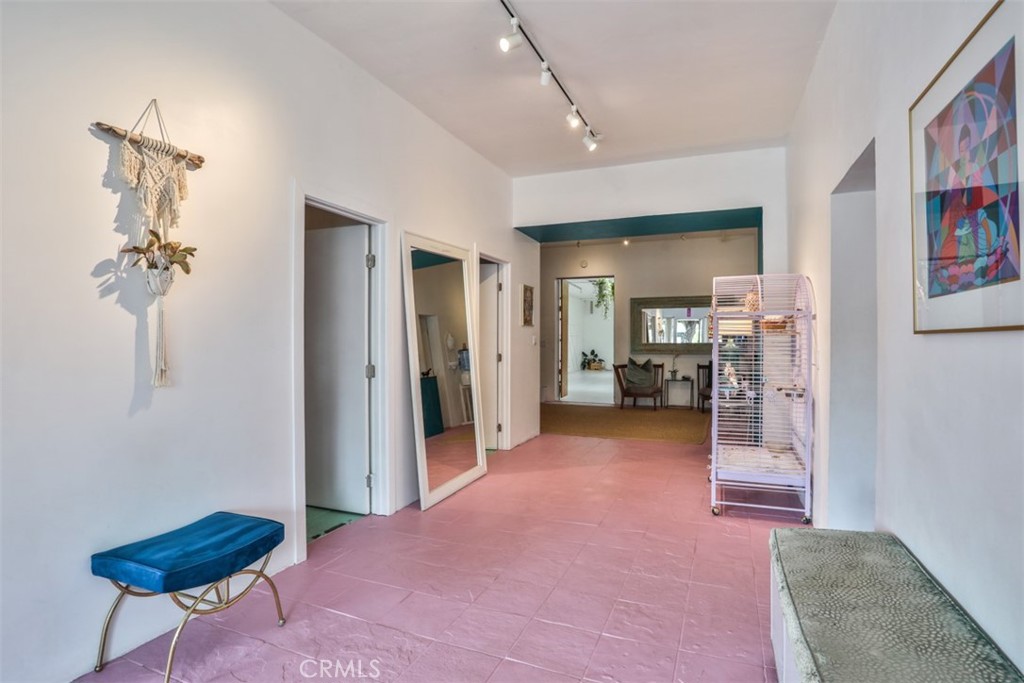 12513 Venice Property Photo 7