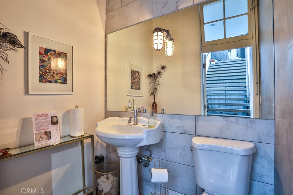 12513 Venice Property Photo 13