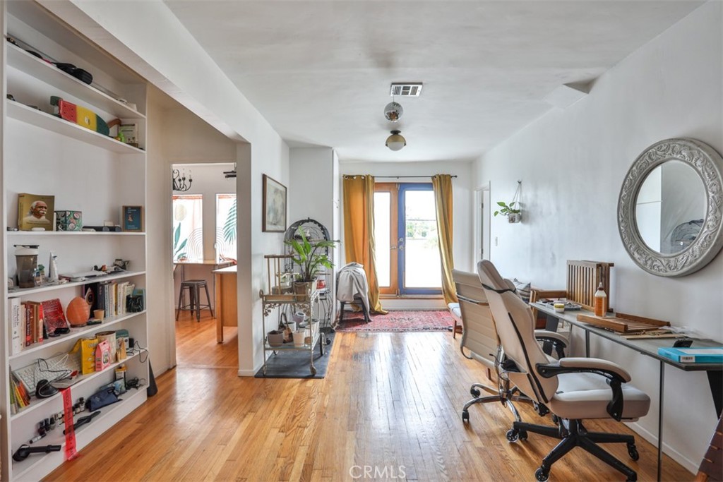 12513 Venice Property Photo 15