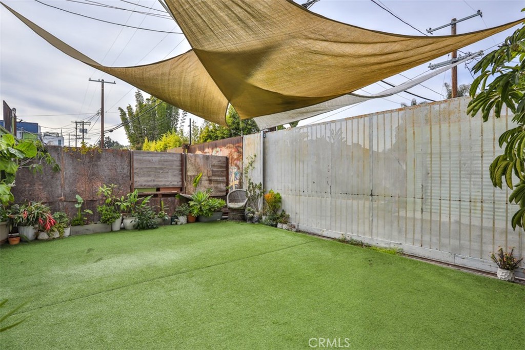 12513 Venice Property Photo 23