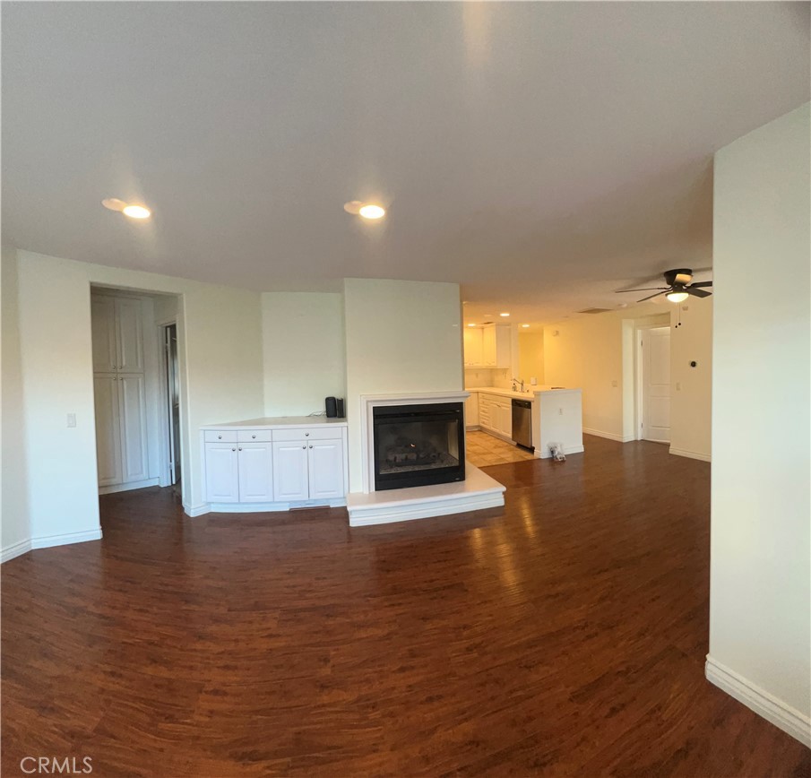 28382 Mirabelle Property Photo 11