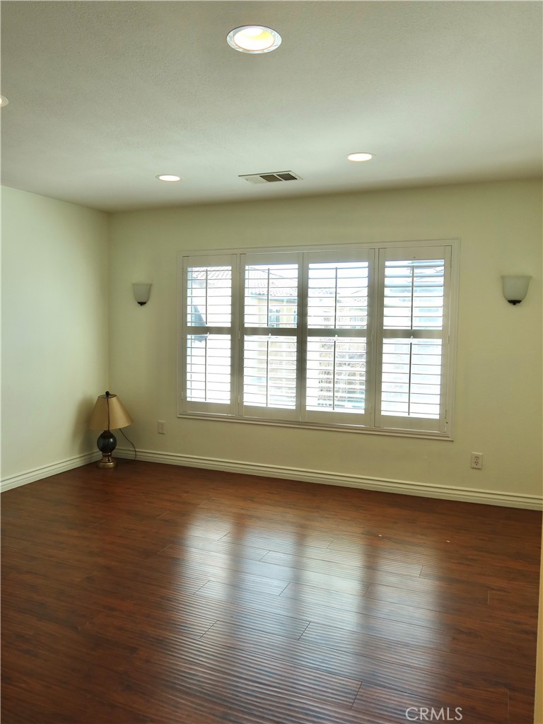 28382 Mirabelle Property Photo 15