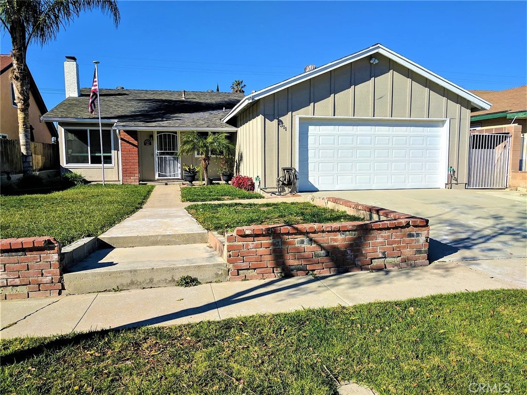 2311 N Marvel Property Photo 1