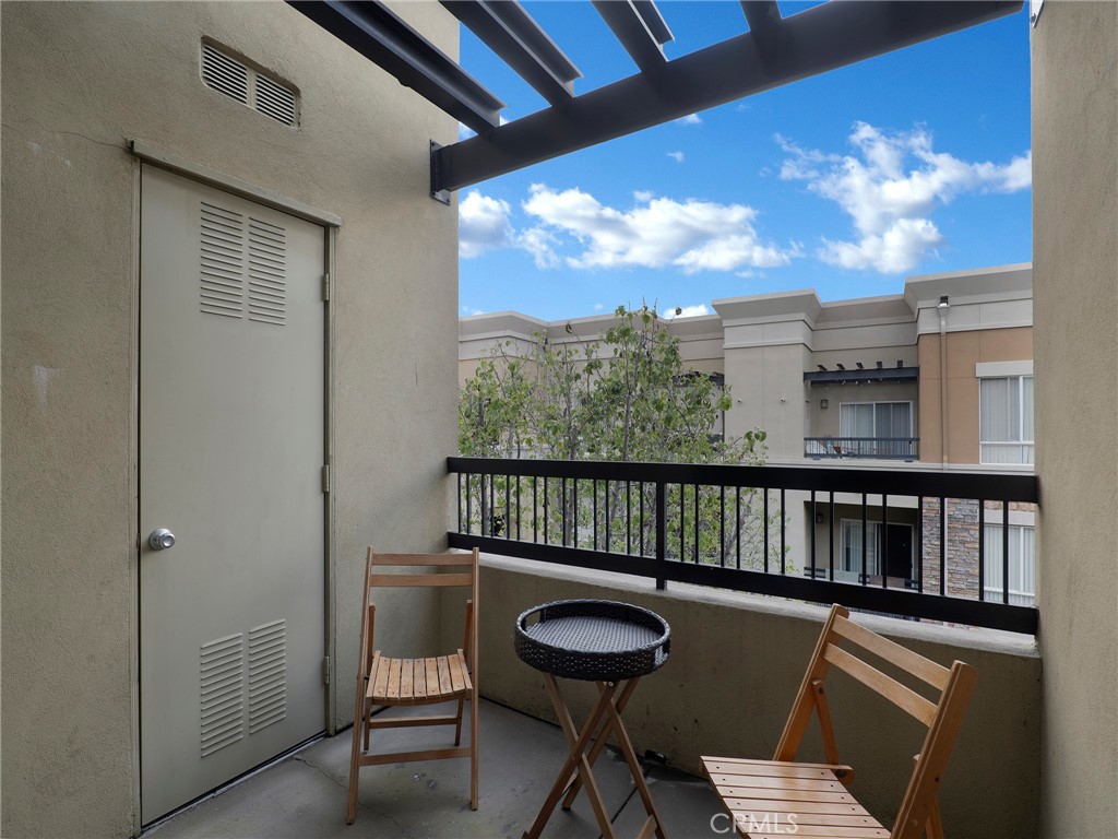 24507 Town Center 7418 Property Photo 12