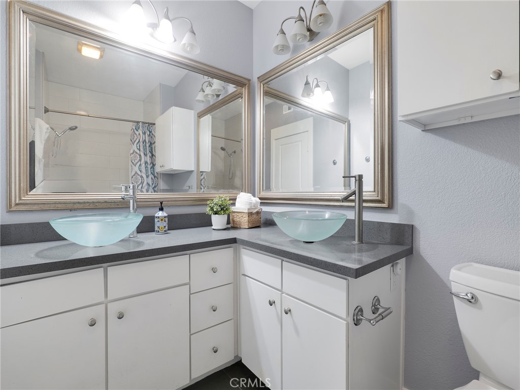 24507 Town Center 7418 Property Photo 13