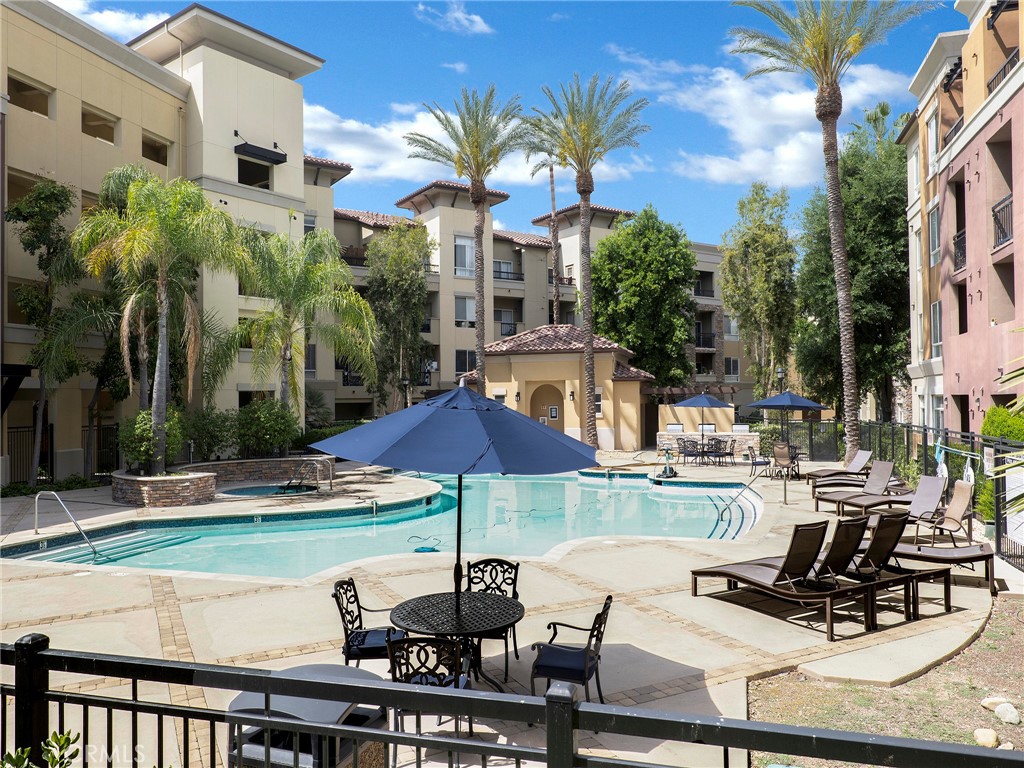 24507 Town Center 7418 Property Photo 27