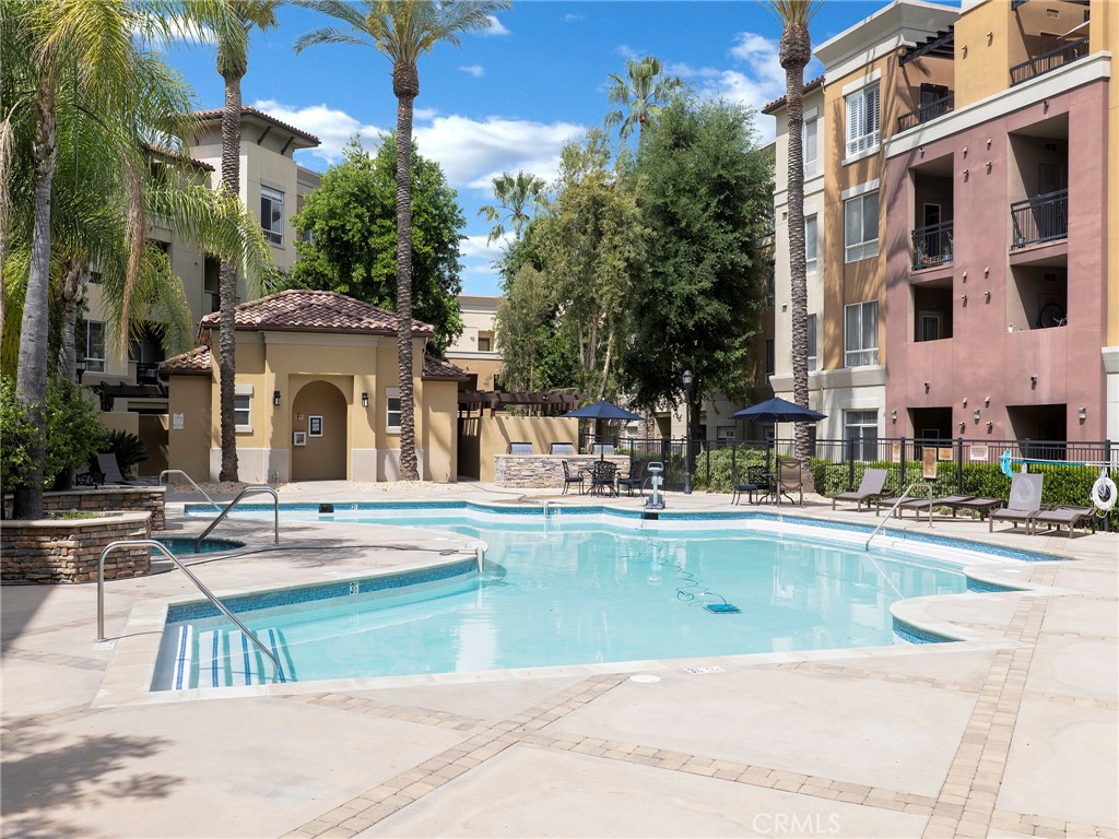 24507 Town Center 7418 Property Photo 28