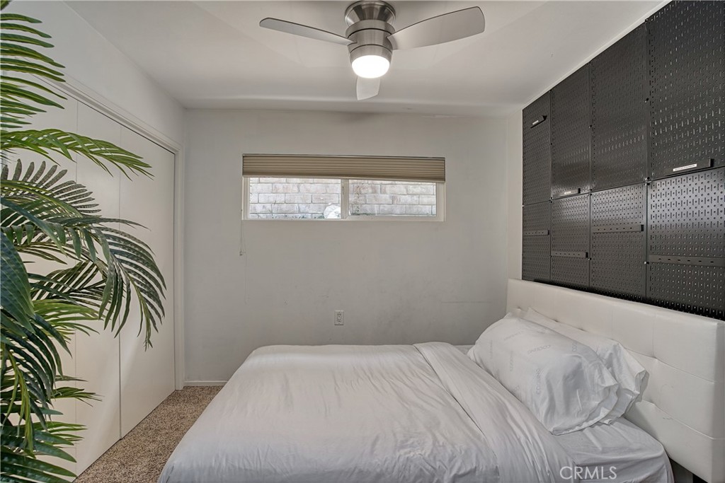 4760 Corbin Avenue Property Photo 49