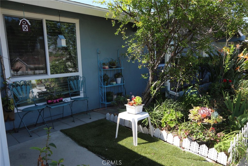 19208 Avenue Of The Oaks J Property Photo 14