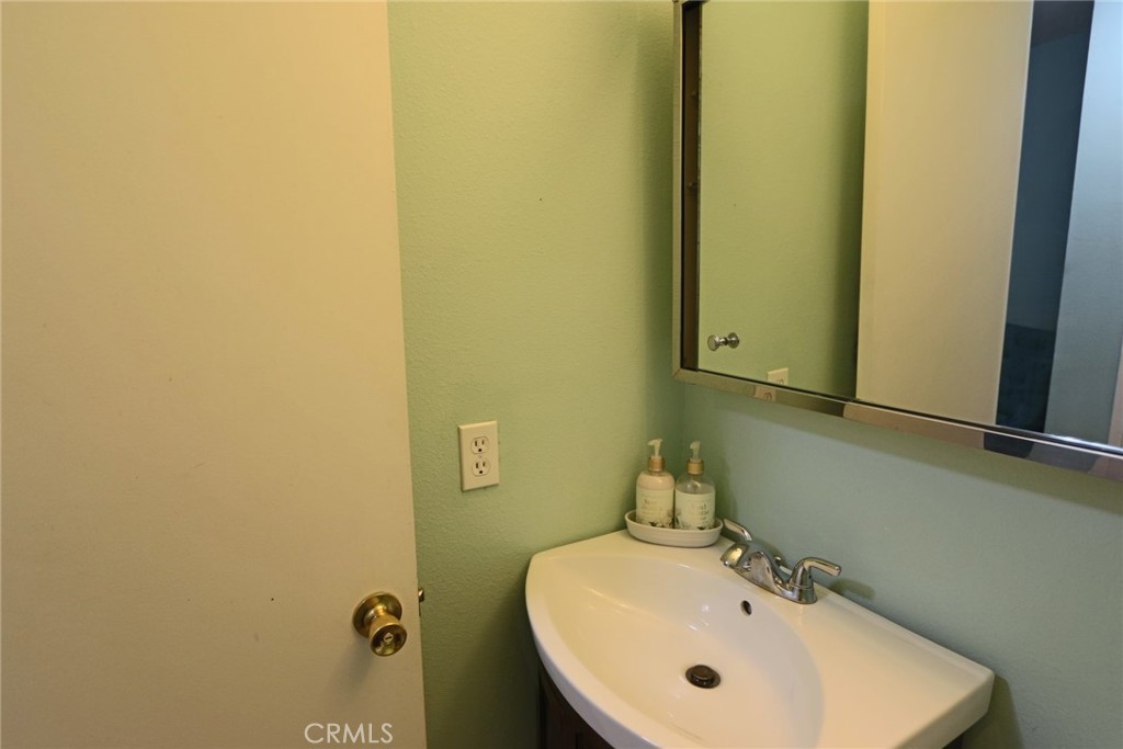 19208 Avenue Of The Oaks J Property Photo 27