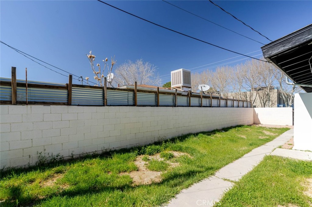 44961 5th Street E Property Photo 25