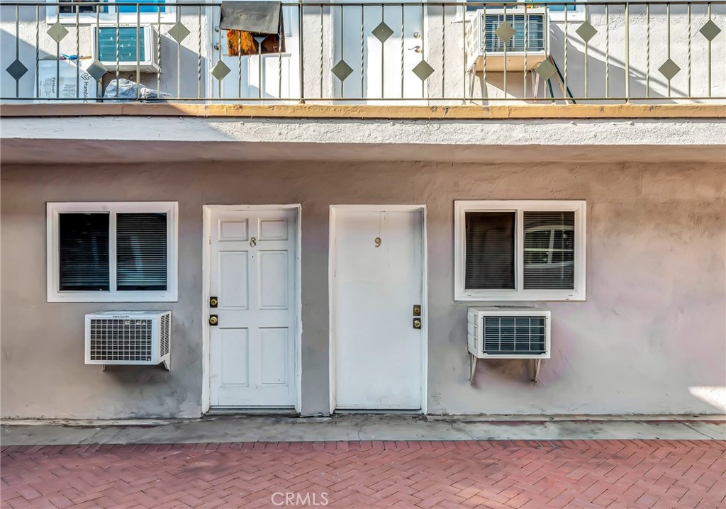 6735 Elmer 9 Property Photo 4