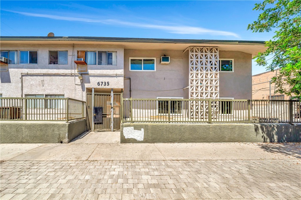 6735 Elmer 9 Property Photo 6