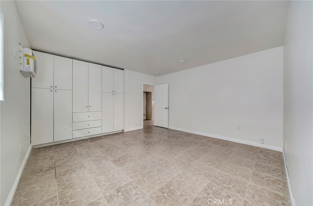 6735 Elmer 9 Property Photo 19
