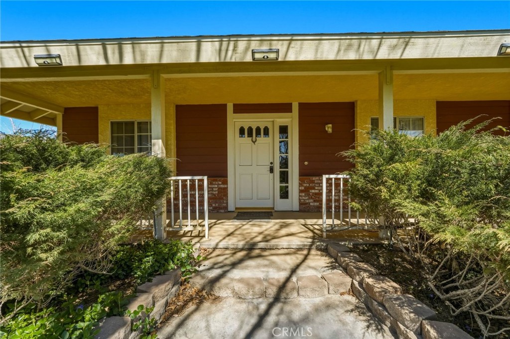 7321 Birch Avenue Property Photo 3