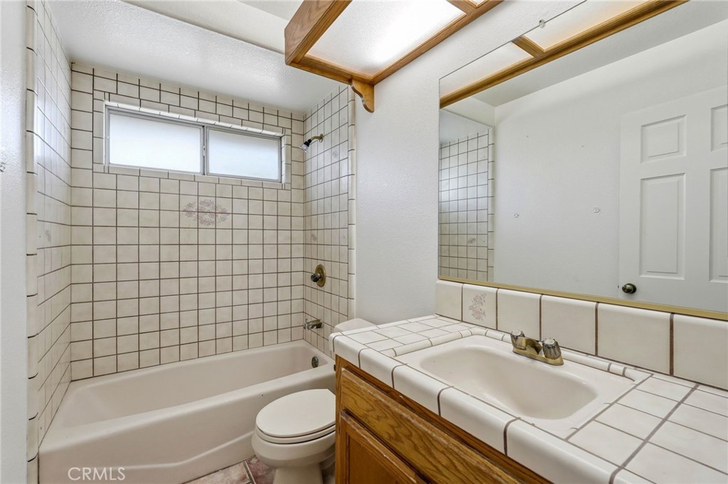 7321 Birch Avenue Property Photo 23