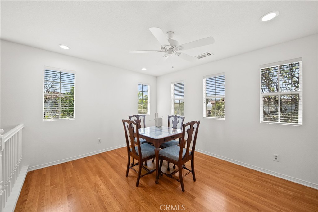 24245 Silhouette Property Photo 10