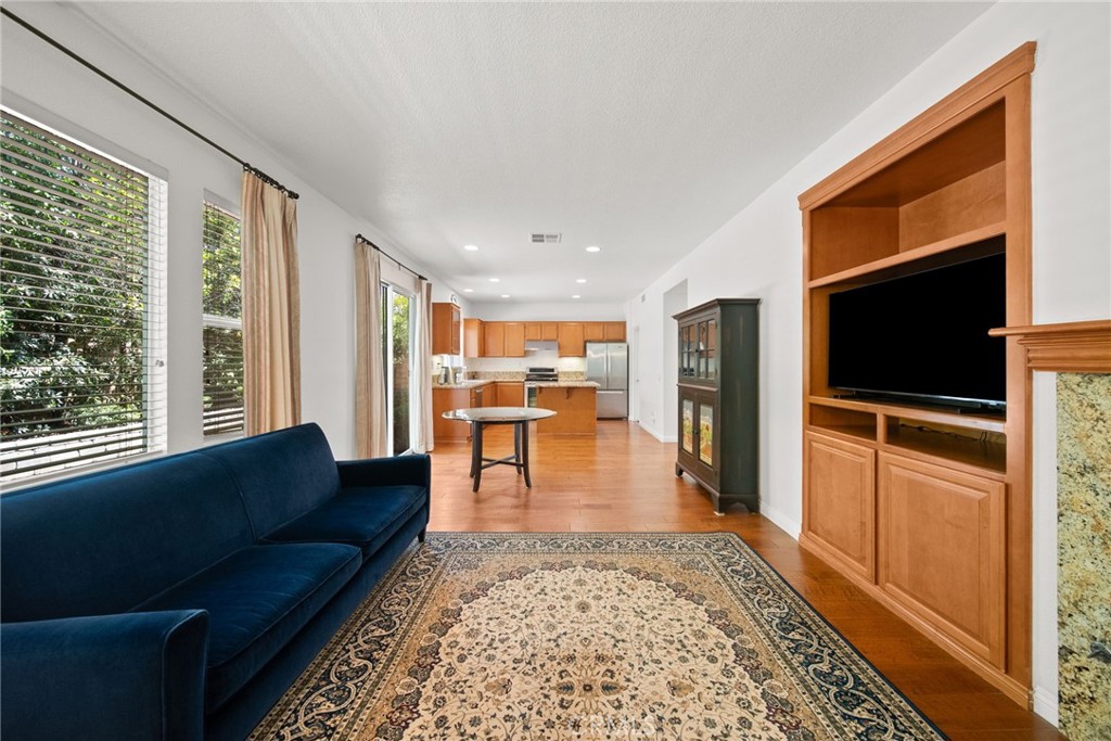 24245 Silhouette Property Photo 37