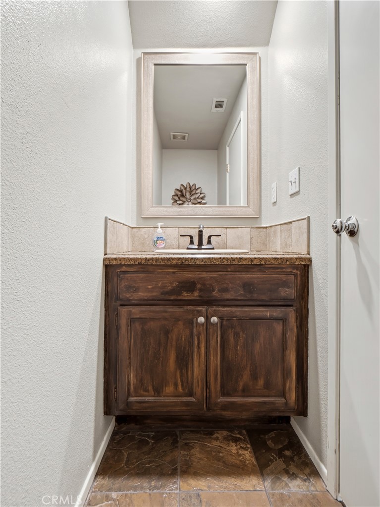24514 Mcbean Parkway 52 Property Photo 6