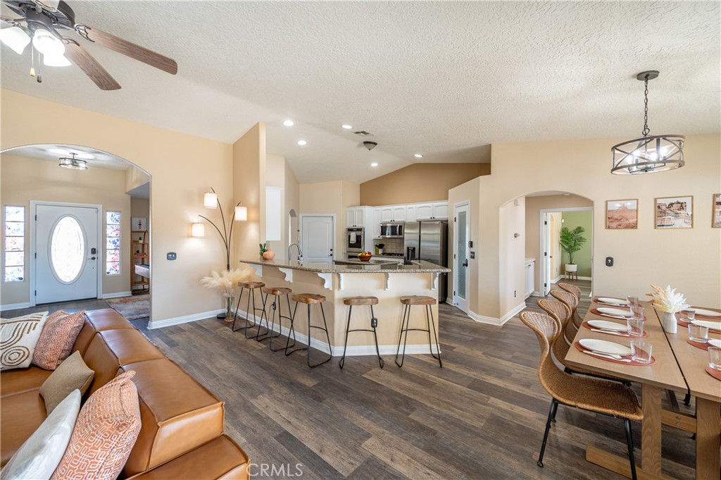 6366 Murrieta Property Photo 2