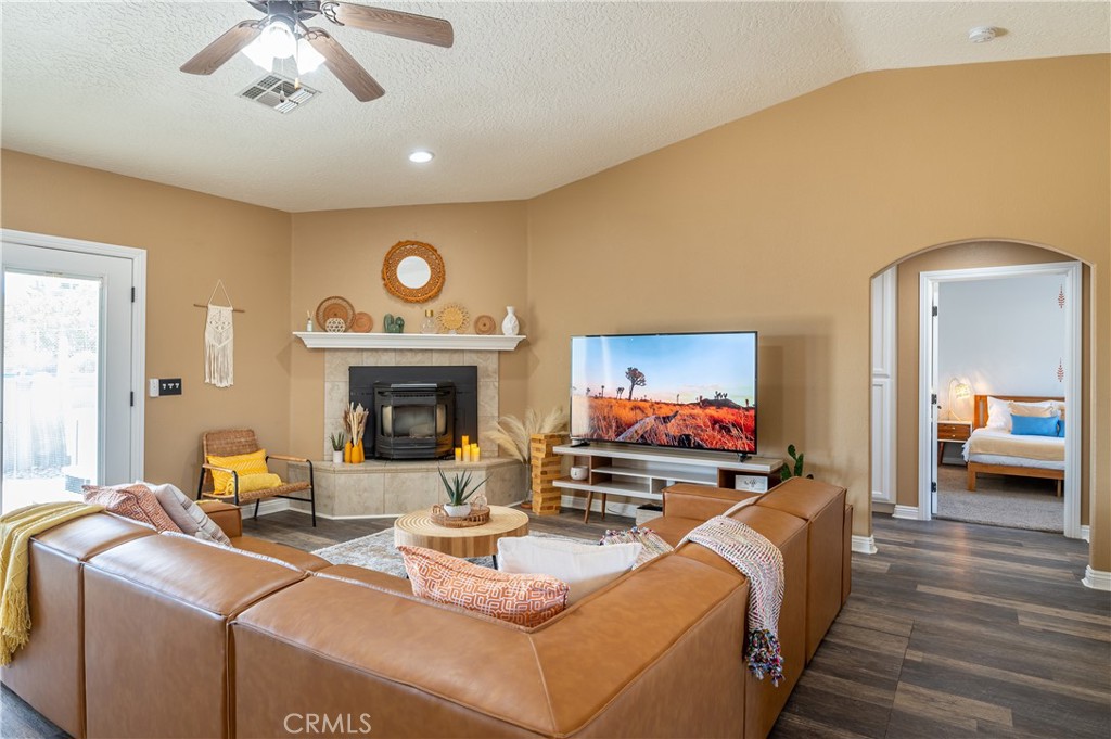 6366 Murrieta Property Photo 6