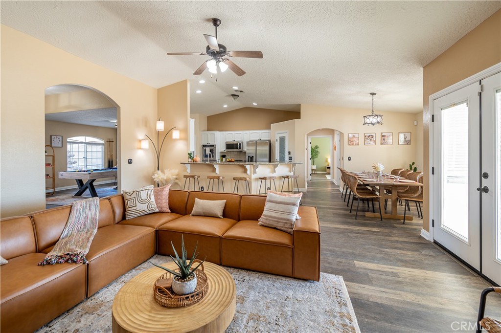 6366 Murrieta Property Photo 7