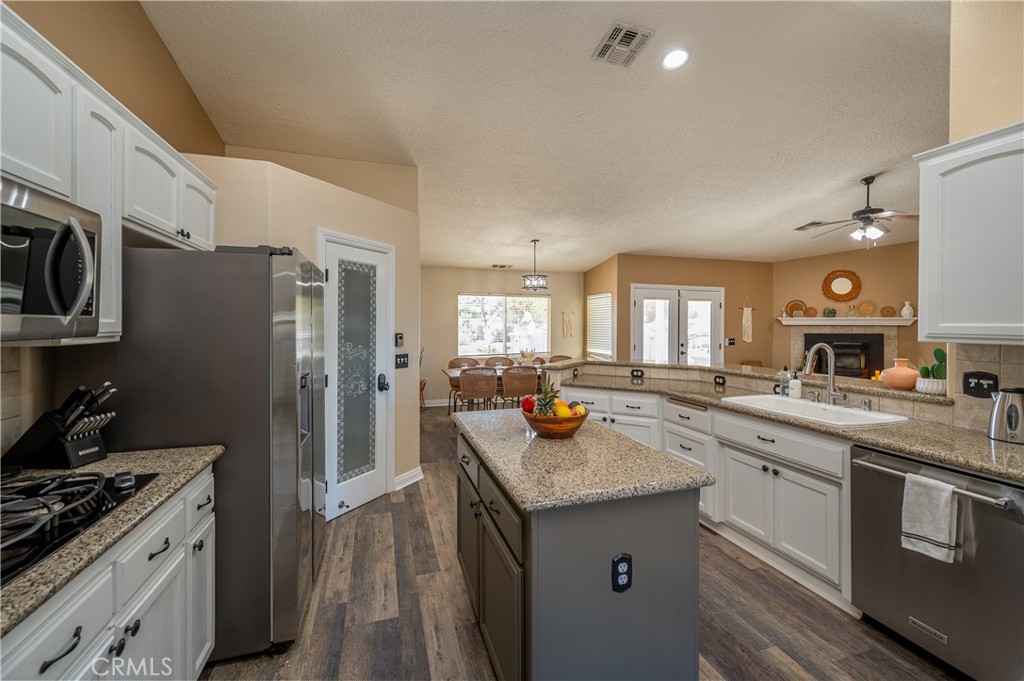 6366 Murrieta Property Photo 16
