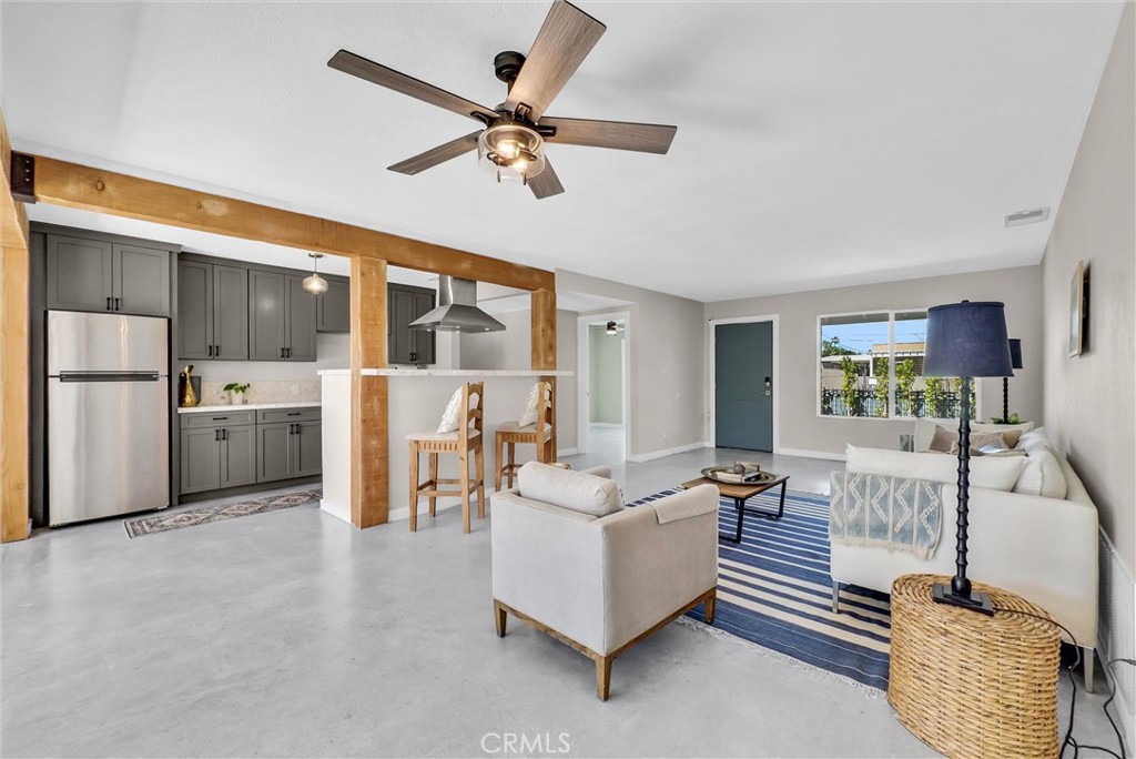3967 E Sunny Dunes Road Property Photo 10