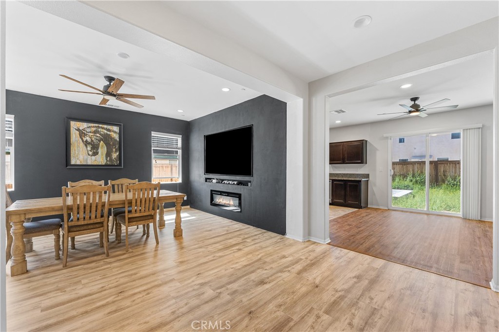 2517 San Madrid Way Property Photo 8