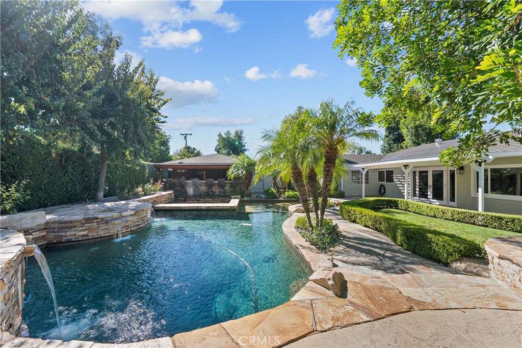 10132 Wish Property Photo 8