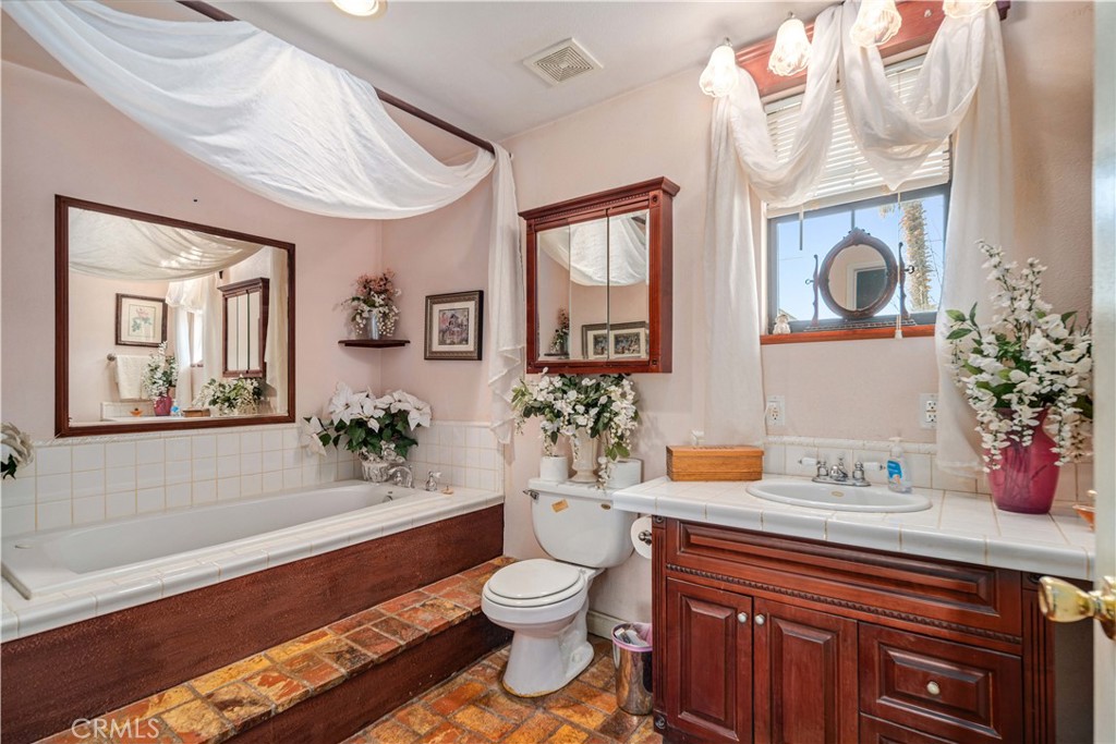 5849 East Avenue T8 Property Photo 20