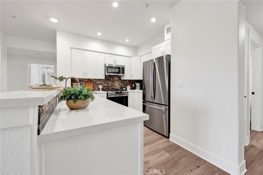 24545 Town Center 5304 Property Photo 2