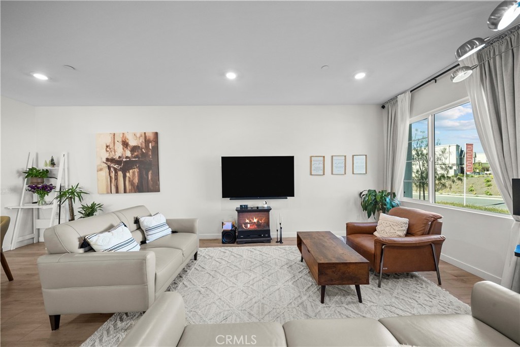 27616 Symphony Place Property Photo 11