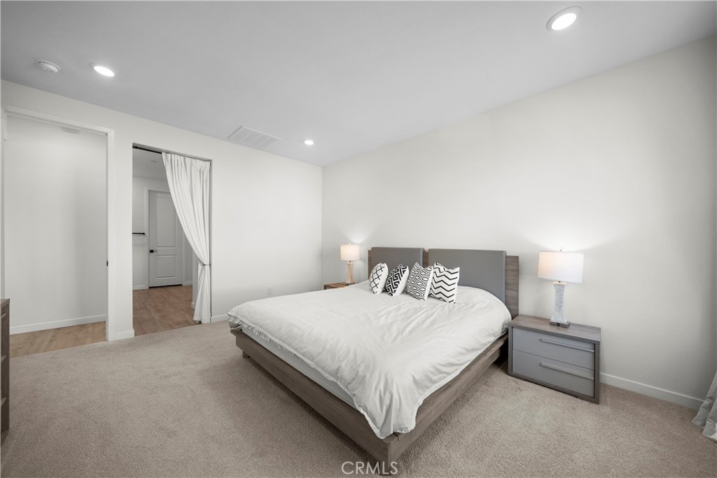 27616 Symphony Place Property Photo 26