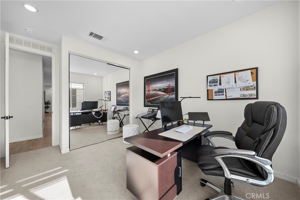 27616 Symphony Place Property Photo 34